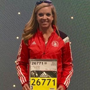 Meet your Posher, Candace